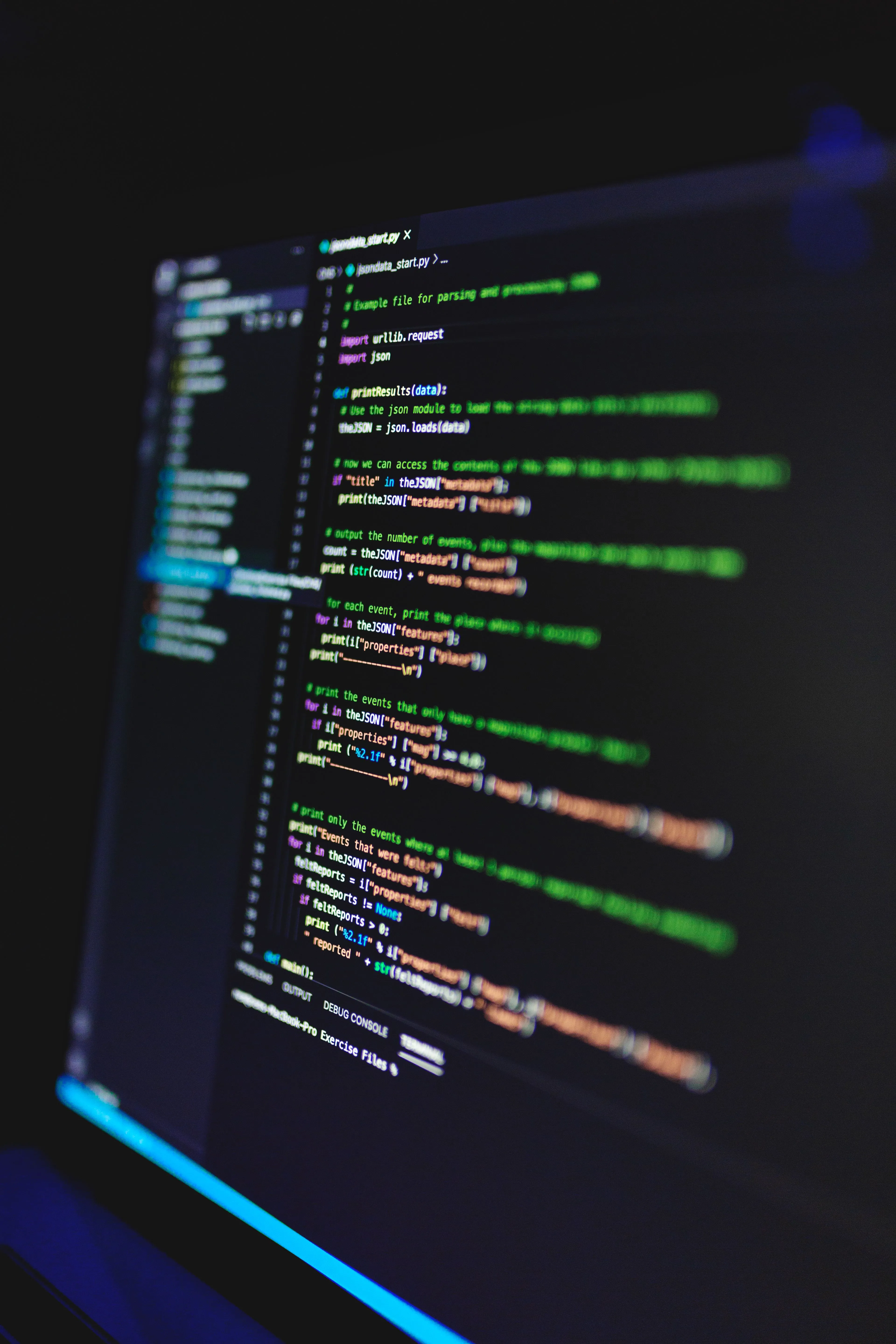 pantalla de un computador con código